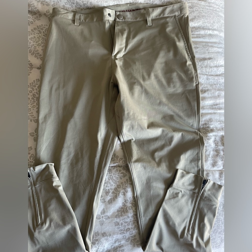 Rhone commuter joggers NWT
